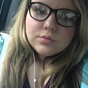 Meet your Posher, Abby